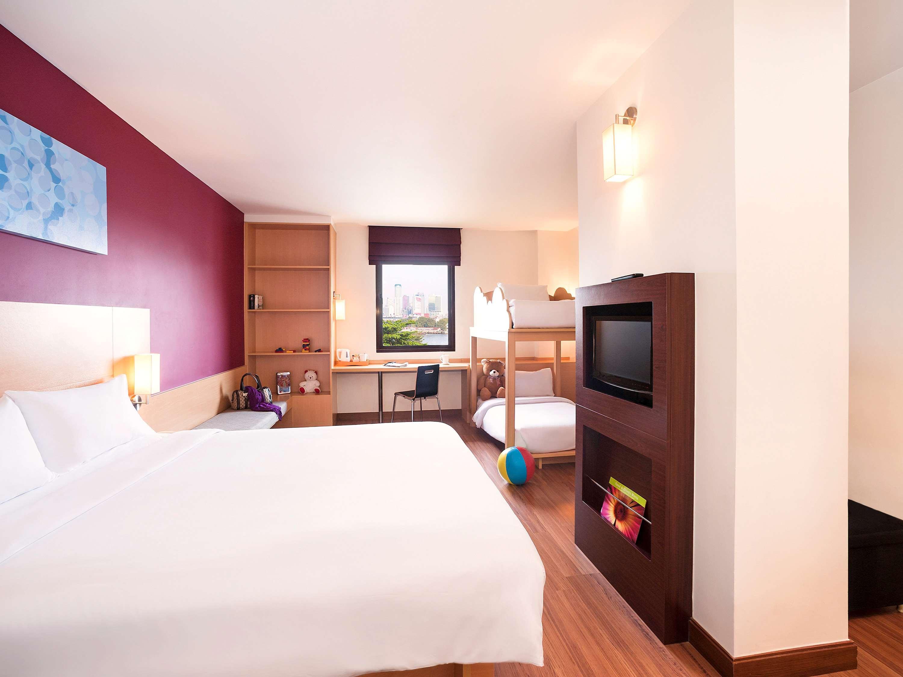 Ibis Bangkok Riverside מראה חיצוני תמונה