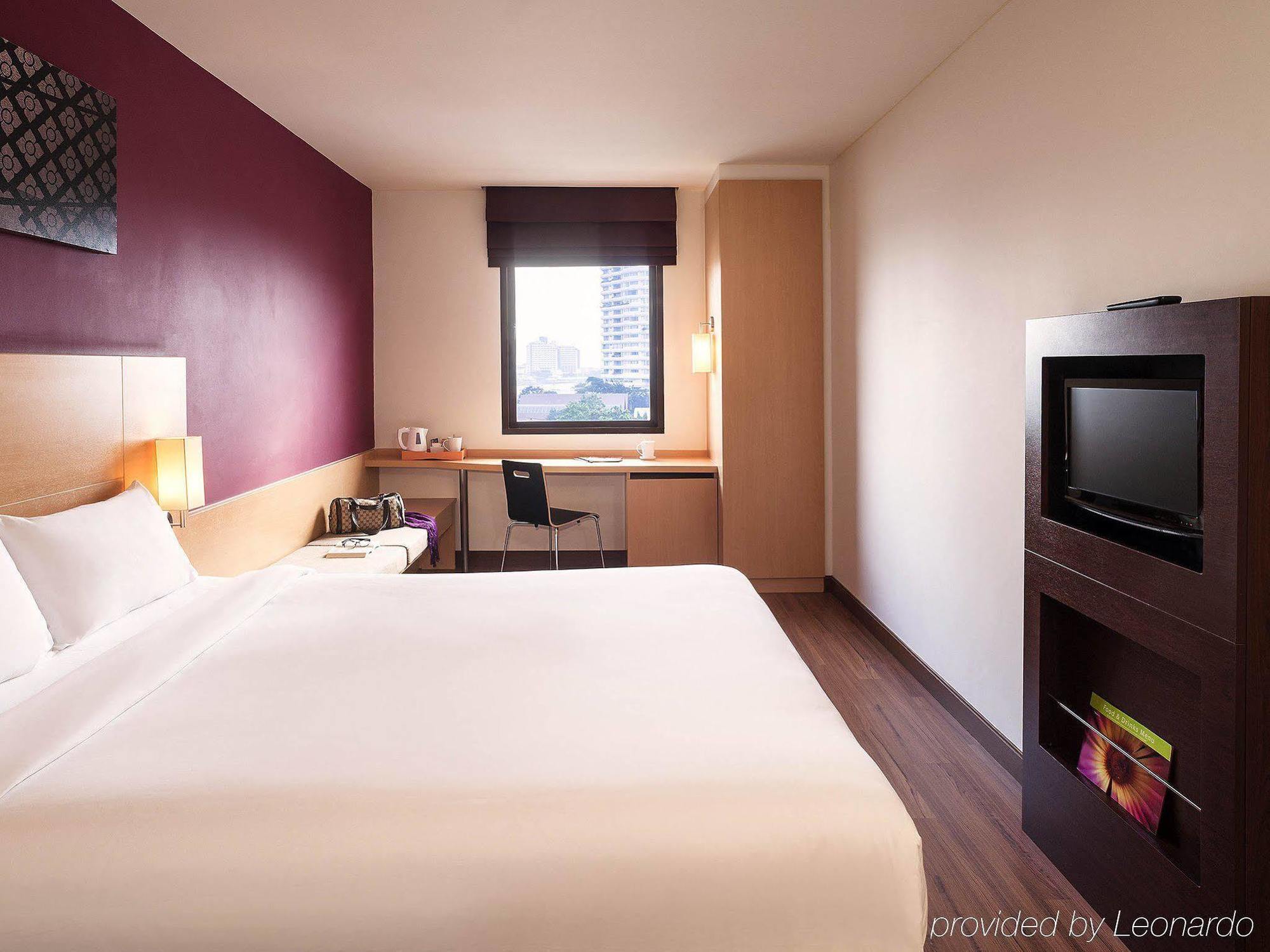 Ibis Bangkok Riverside מראה חיצוני תמונה