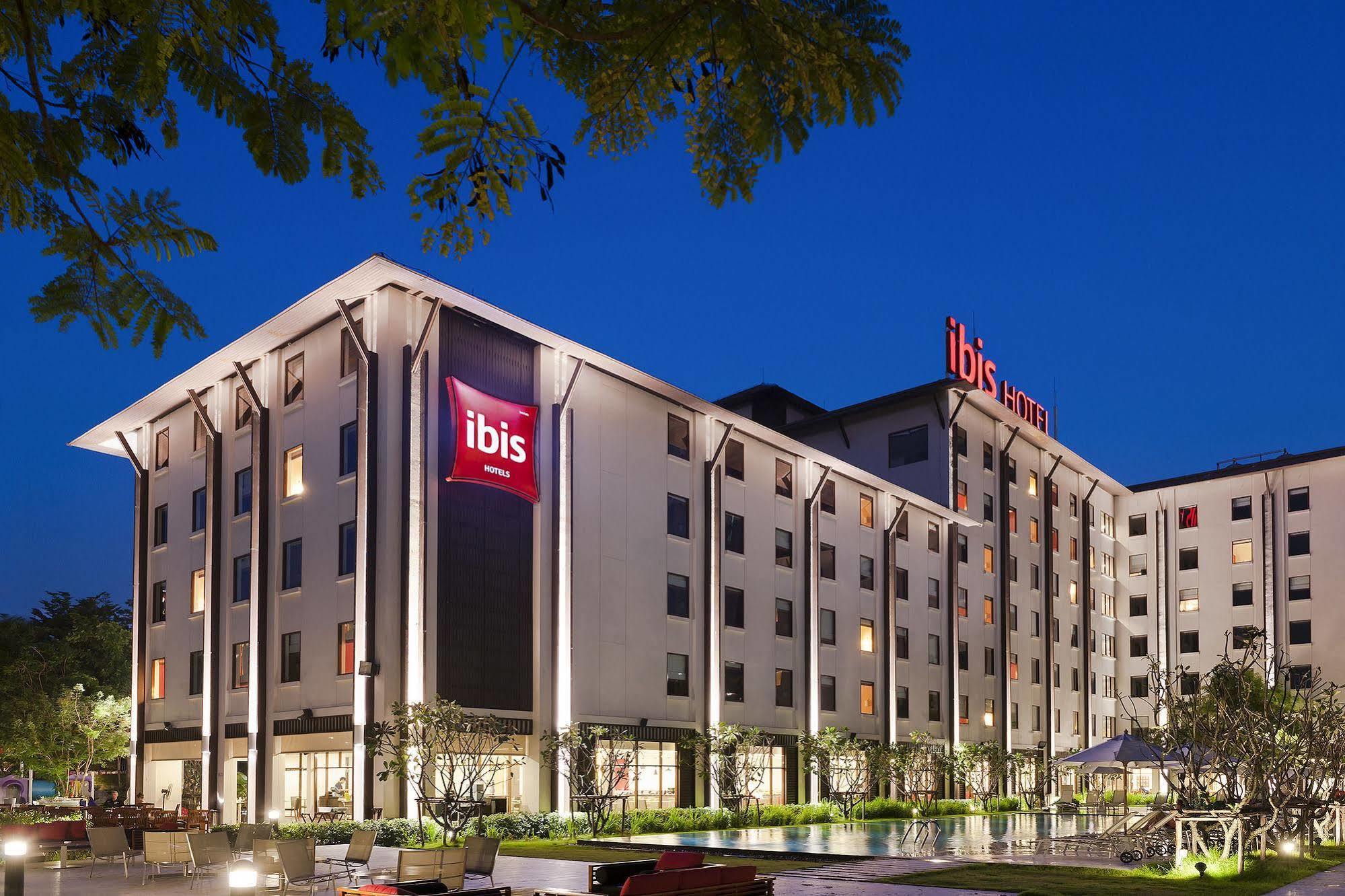 Ibis Bangkok Riverside מראה חיצוני תמונה